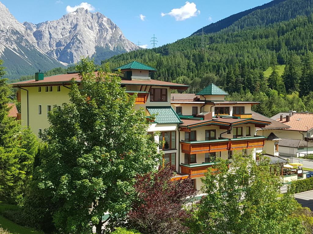Hotel Laerchenhof Lermoos Ngoại thất bức ảnh